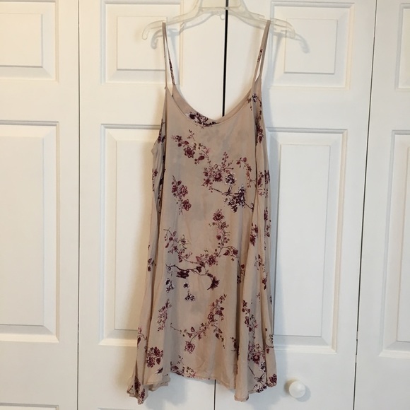 Brandy Melville Dresses & Skirts - Brandy Melville cherry blossom gaby dress